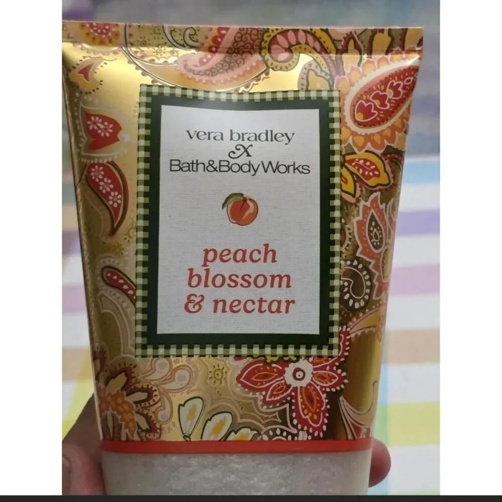 Bath-body-works Pink and Gold Bath-and-body